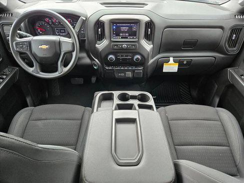 Certified 2025 Chevrolet Silverado 1500 Custom image 16