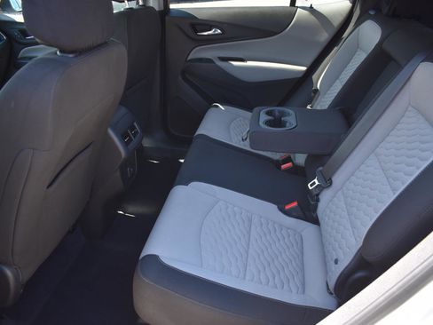 Used 2020 Chevrolet Equinox LT image 19