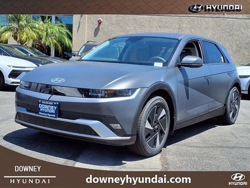 New 2026 Hyundai Ioniq 5 SEL RWD image 1