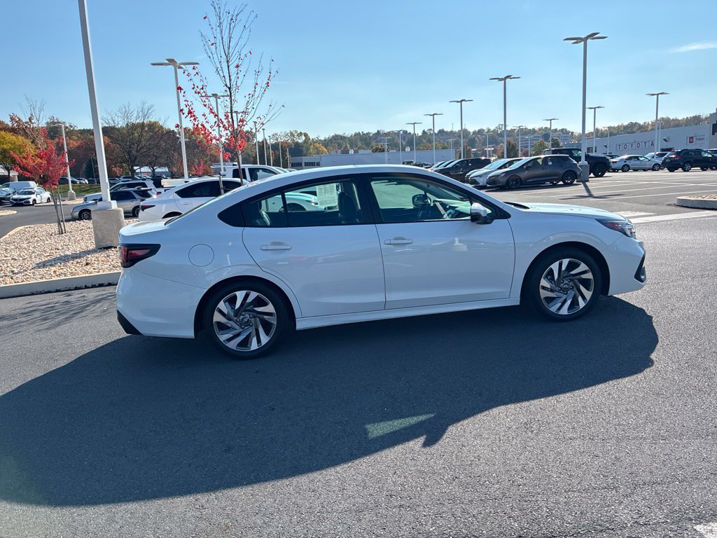 Used 2025 Subaru Legacy Limited AWD/4WD image 5