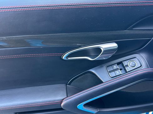 Certified 2018 Porsche 911 GT3 RWD image 12