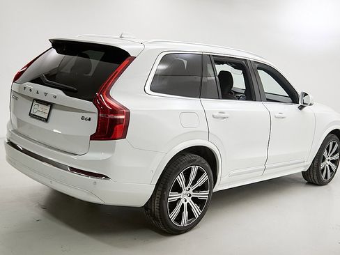 Used 2023 Volvo XC90 B6 Ultimate w/ Protection Package Premier image 9