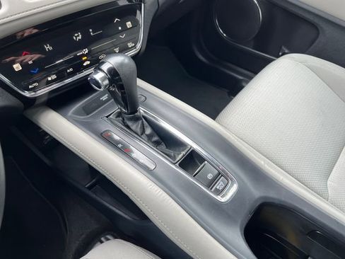 Used 2022 Honda HR-V EX image 27