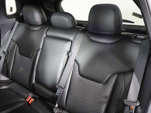 Used 2022 Jeep Compass Altitude w/ Sun and Sound Group image 33