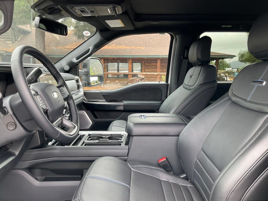 New 2025 Ford F250 Platinum w/ Tremor Off-Road Package AWD/4WD image 48