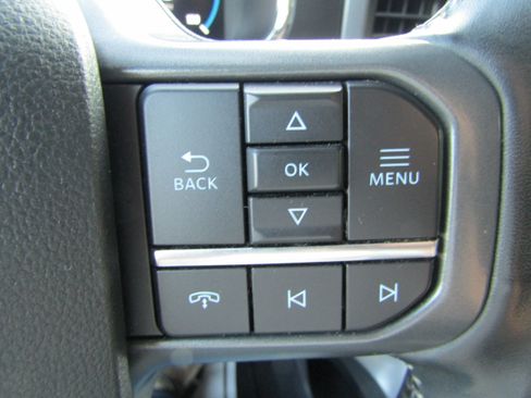 Used 2022 Ford F150 Lariat AWD/4WD image 22