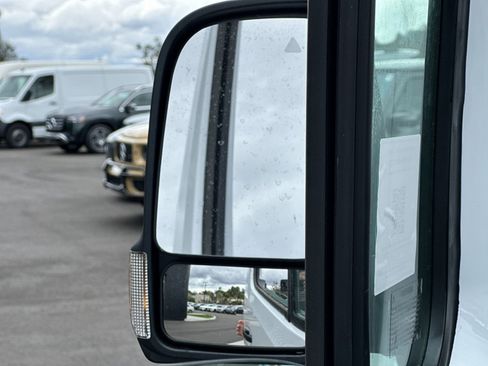 New 2025 Mercedes-Benz Sprinter 2500 image 9