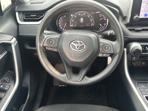Used 2024 Toyota RAV4 LE AWD/4WD image 18