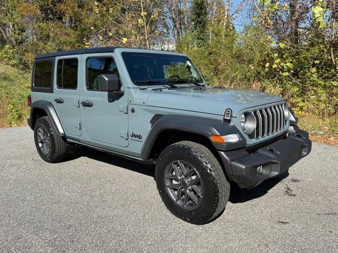 New 2026 Jeep Wrangler Unlimited Sport image 5