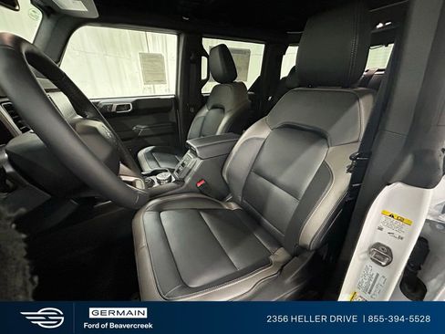 New 2025 Ford Bronco Outer Banks w/ Sasquatch Package image 12