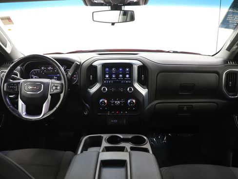 Used 2019 GMC Sierra 1500 SLE w/ SLE Value Package image 17