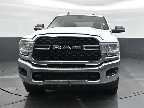 Used 2022 RAM 3500 Big Horn w/ Level A Equipment Group image 9