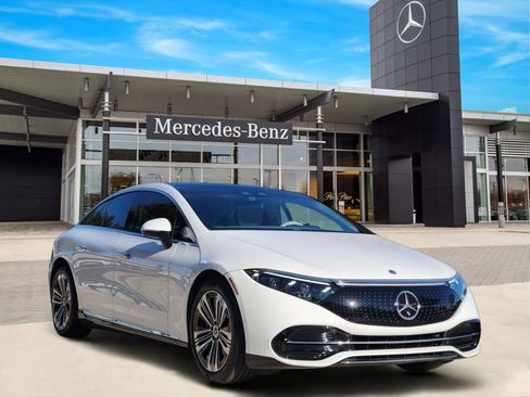 Used 2023 Mercedes-Benz EQS 450+ Sedan image 2