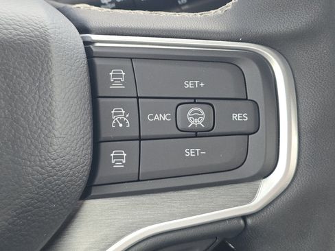 New 2026 Jeep Grand Wagoneer Limited AWD/4WD image 26