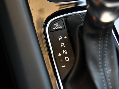 Used 2023 Kia Telluride LX AWD/4WD image 26