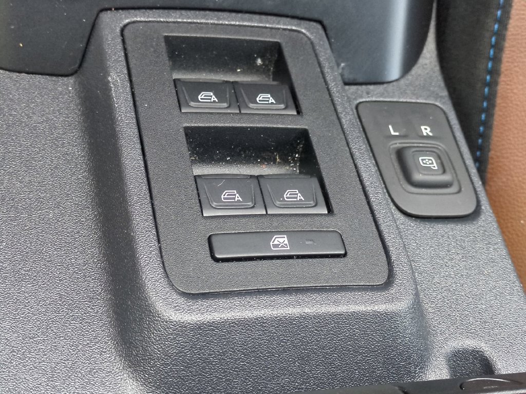 Used 2024 Ford Bronco Outer Banks AWD/4WD image 26