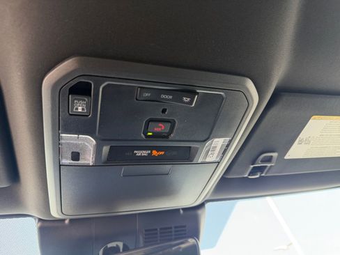 New 2026 Toyota Tacoma TRD Off-Road AWD/4WD image 24