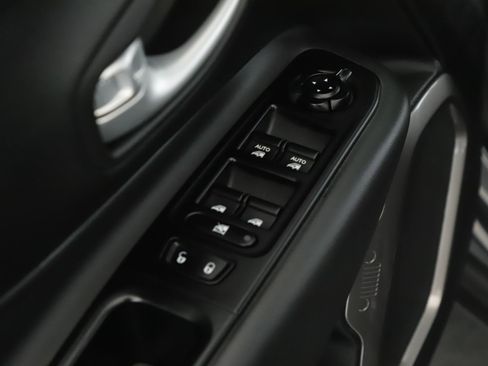 Used 2023 Jeep Renegade Limited w/ Sun/Sound Group image 9