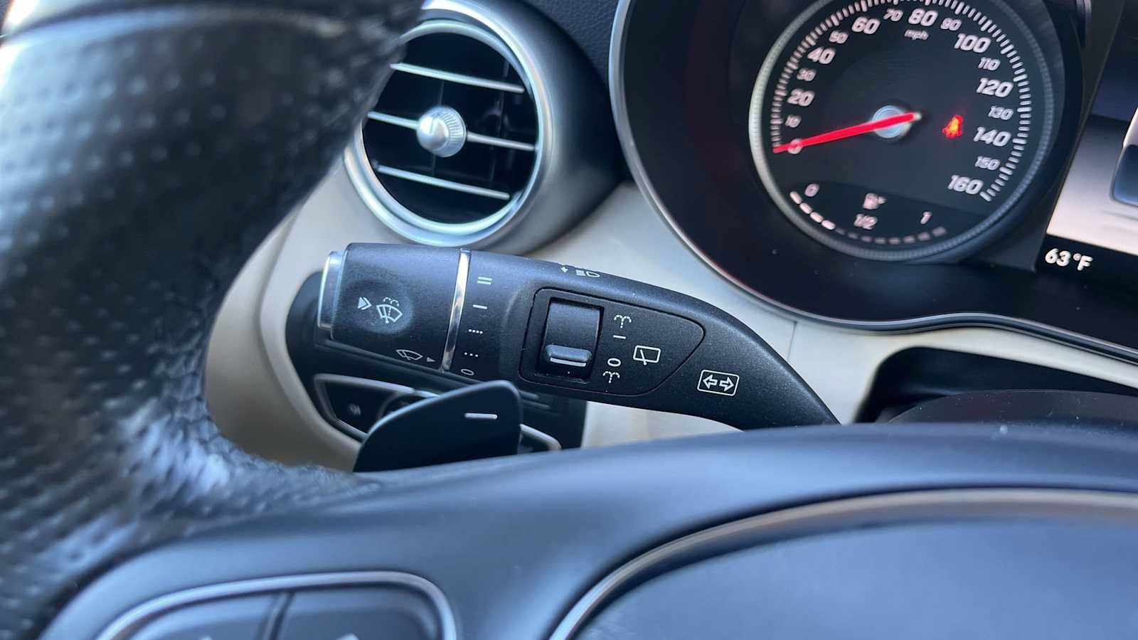 Used 2018 Mercedes-Benz GLC 350e 4MATIC image 41
