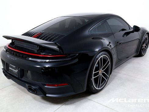 Used 2025 Porsche 911 Carrera T RWD image 8