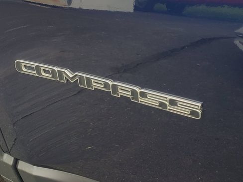 Used 2019 Jeep Compass Limited AWD/4WD image 28