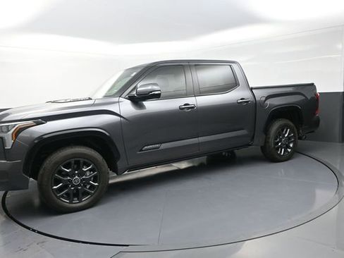 Used 2024 Toyota Tundra Platinum AWD/4WD image 48