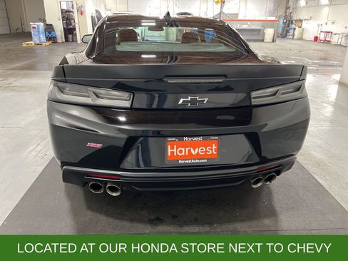 Used 2018 Chevrolet Camaro SS image 7
