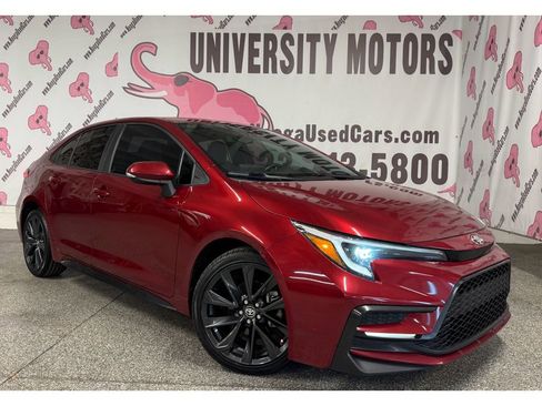 Used 2023 Toyota Corolla SE image 2