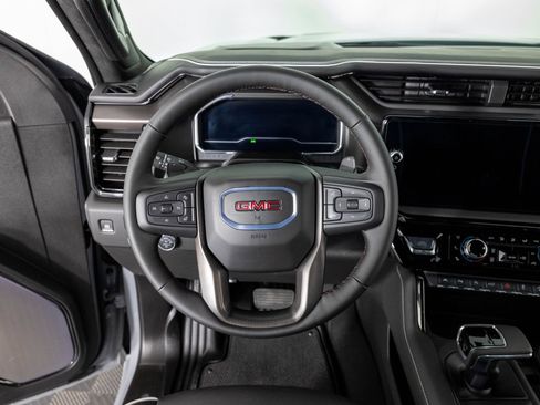 Used 2025 GMC Sierra 1500 AT4X AWD/4WD image 30