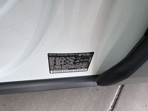 Used 2024 Volkswagen ID.4 S image 43