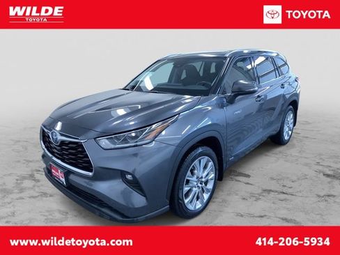 Used 2020 Toyota Highlander Limited image 1