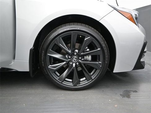 Used 2026 Toyota Corolla SE image 15