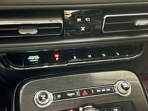 Used 2021 Lincoln Nautilus Reserve image 30