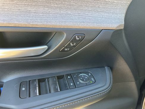 Used 2026 Toyota Grand Highlander Limited image 10