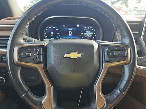 Used 2022 Chevrolet Suburban High Country AWD/4WD image 7