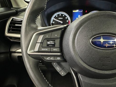 Used 2024 Subaru Forester Premium AWD/4WD image 11