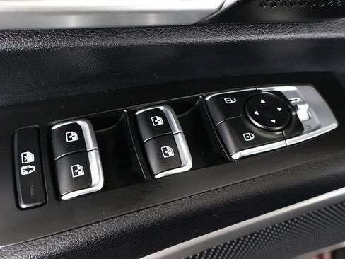 Used 2022 Kia Telluride LX image 38