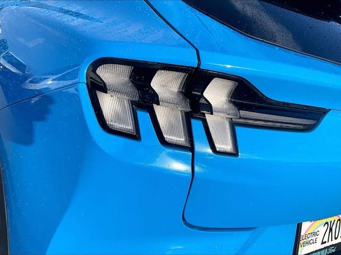 Used 2023 Ford Mustang Mach-E Select RWD image 32