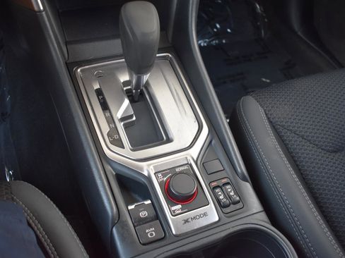 Used 2023 Subaru Forester Premium image 28