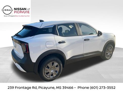 New 2026 Nissan Kicks S image 6