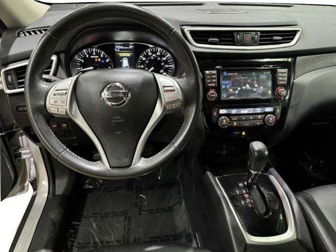 Used 2016 Nissan Rogue SL w/ SL Premium Package FWD image 29