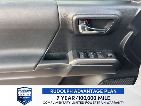 Used 2020 Toyota Tacoma TRD Sport w/ Technology Package AWD/4WD image 11