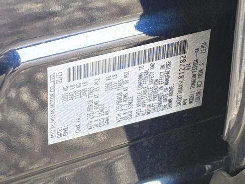 Used 2025 Nissan Rogue SV FWD image 31