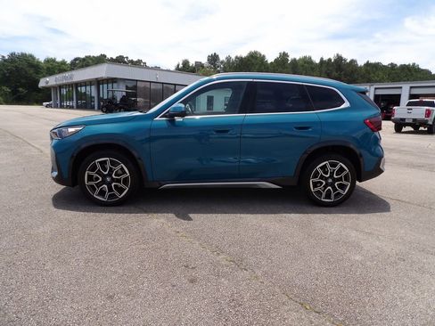 Used 2025 BMW X1 xDrive28i w/ Convenience Package AWD/4WD image 5