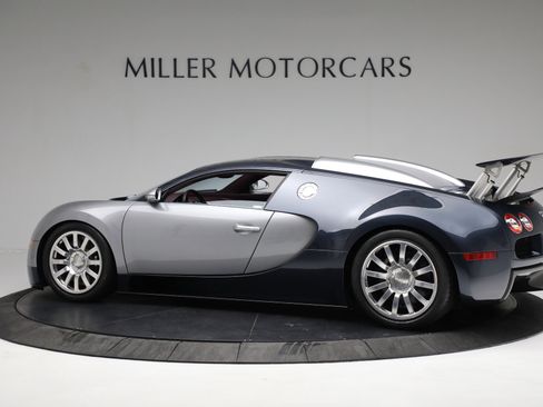 Used 2006 Bugatti Veyron image 4