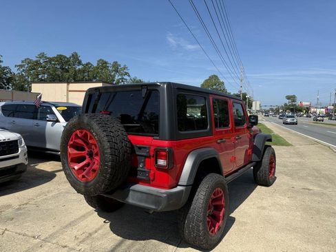 Used 2021 Jeep Wrangler Unlimited Sport AWD/4WD image 5