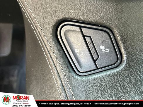 Used 2019 GMC Yukon SLT AWD/4WD image 19