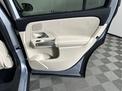 New 2026 Mercedes-Benz GLB 250 image 18