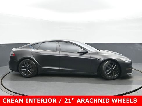 Used 2021 Tesla Model S Plaid image 2