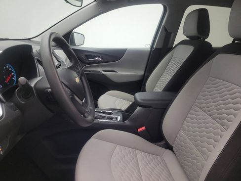 Used 2021 Chevrolet Equinox LS w/ LS Convenience Package FWD image 17